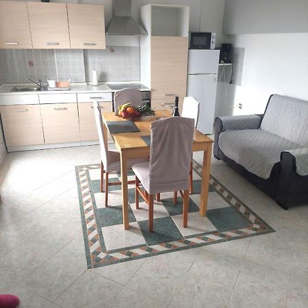 Apartman Andela Labinci Exteriör bild