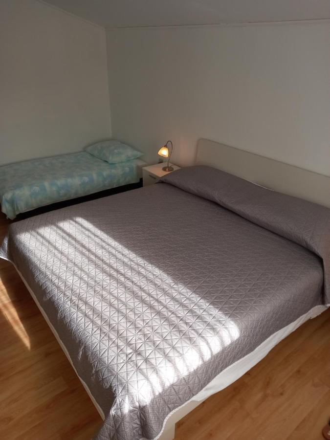 Apartman Andela Labinci Exteriör bild