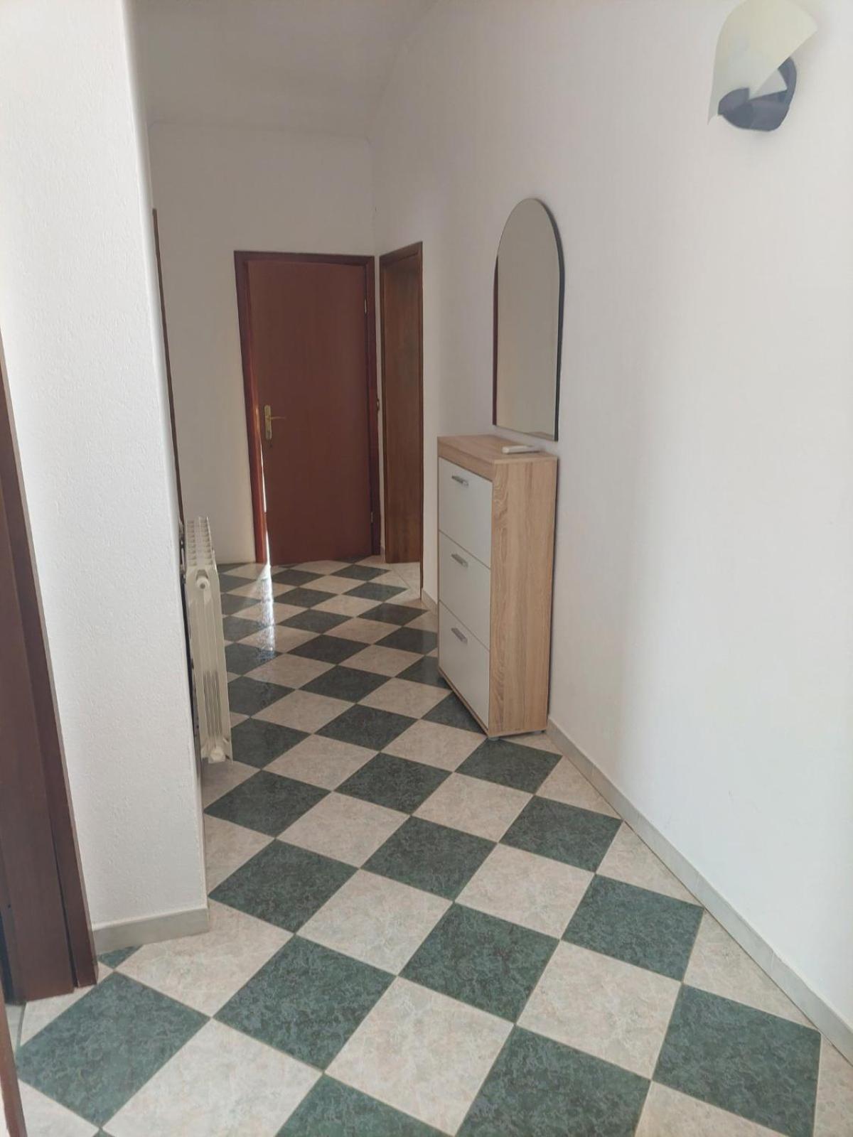 Apartman Andela Labinci Exteriör bild